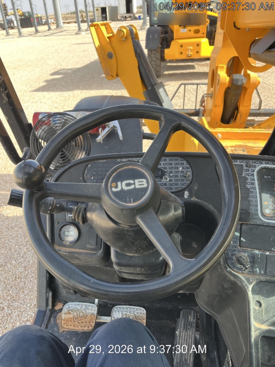 2021 JCB 512-56