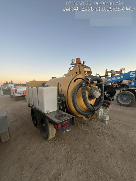 2022 VAC-TRON LP573XDT
