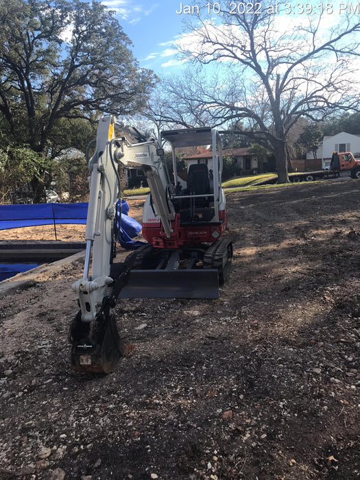 2021 TAKEUCHI TB235-2R