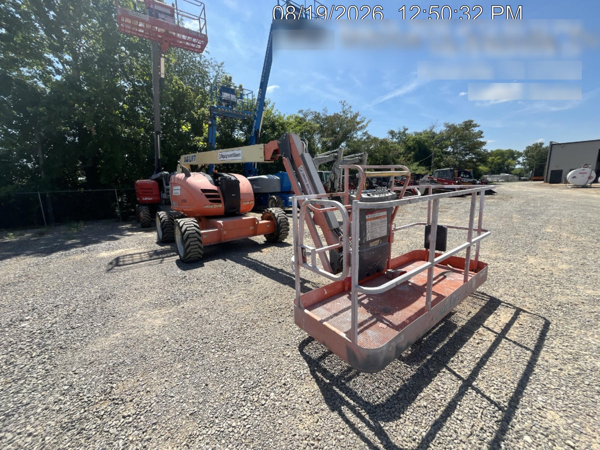 2019 JLG 600AJ