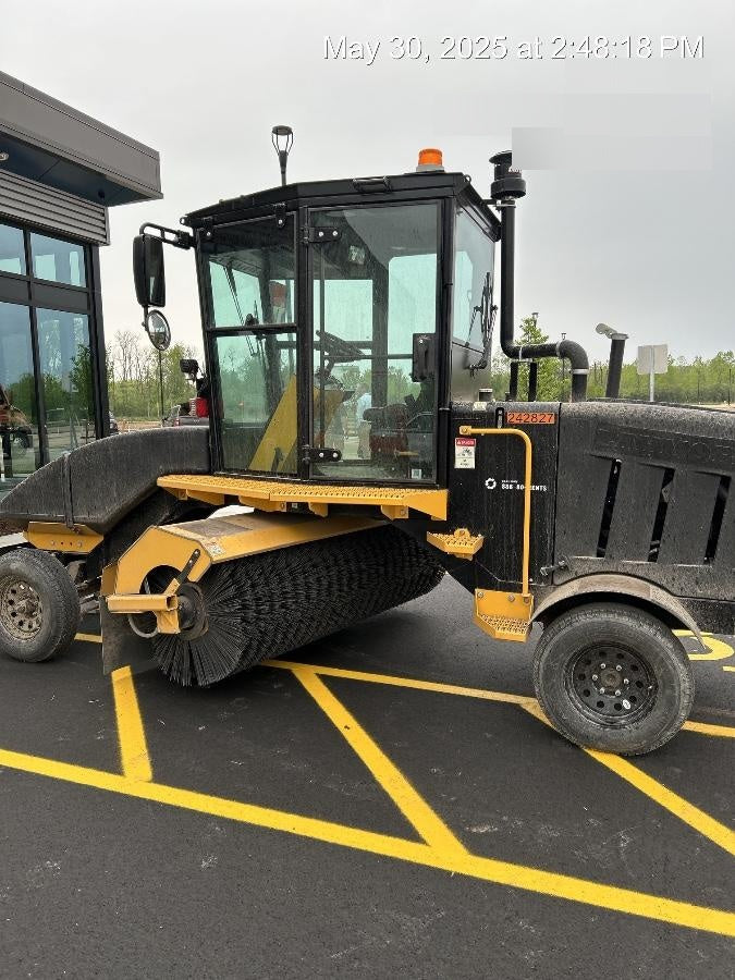 2022 LAYMOR SM450