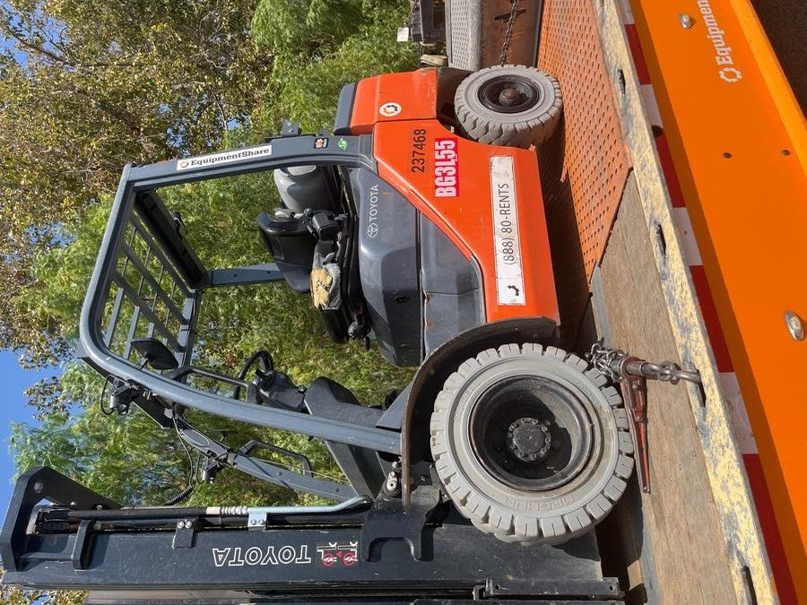 2022 TOYOTA 50-8FGU25