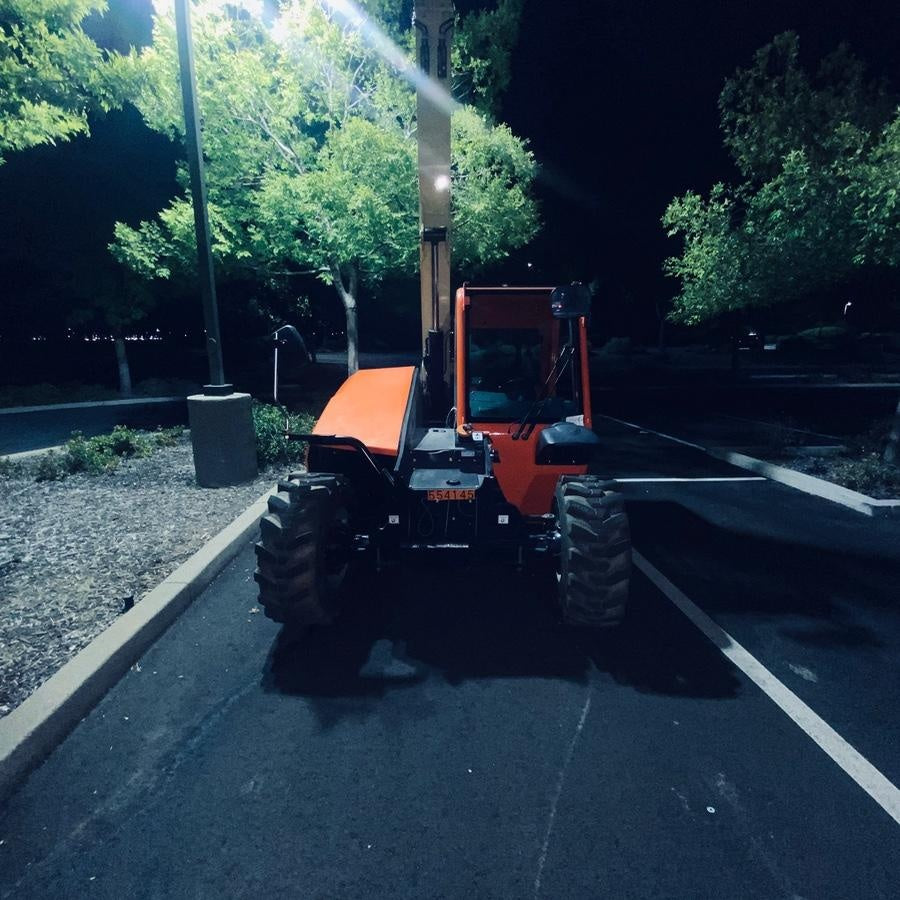 2025 JLG 519