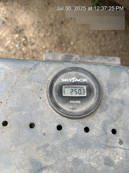 2018 Skyjack SJIII-3226 Skyjack SJIII3226 Scissor Lift w/Trojan Batteries