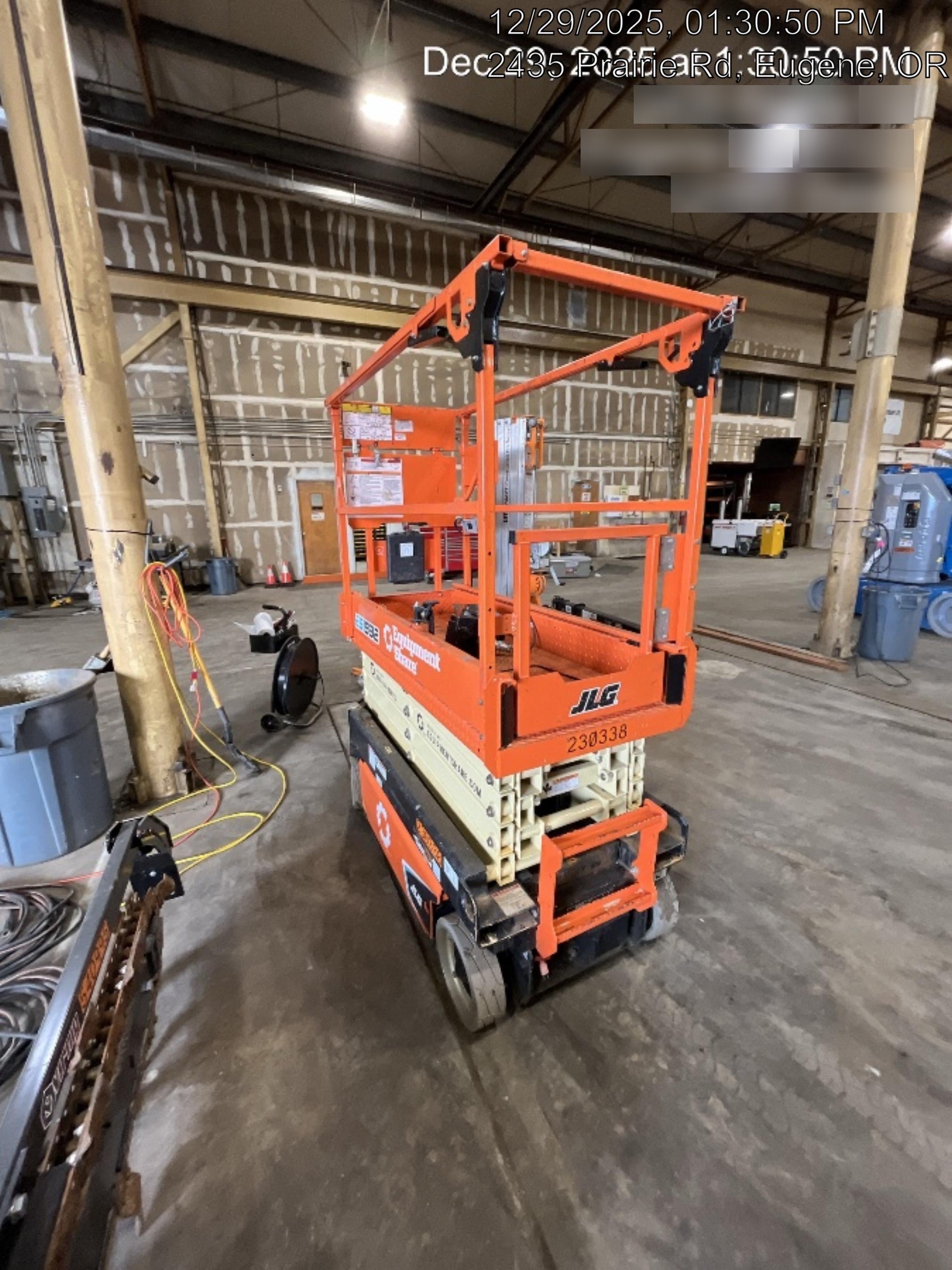 2022 JLG ES1932
