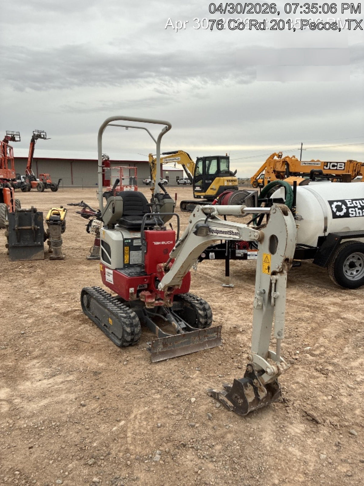 2022 TAKEUCHI TB210R
