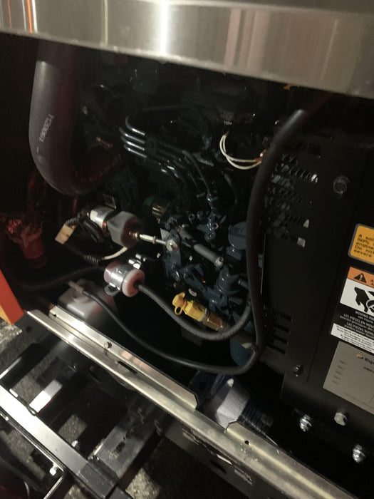 2021 Lincoln Electric Vantage 322 Vantage 322 Ready Pak 3 w/ Decals, ORANGE (includes trailer, cable rack, fender light kit) NO Telematics