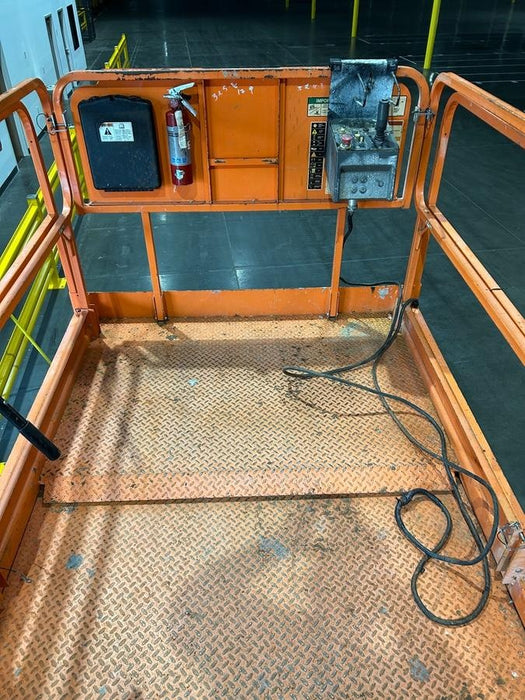 2019 JLG 4069LE Solid Non Marking Tires, Rotating Beacon