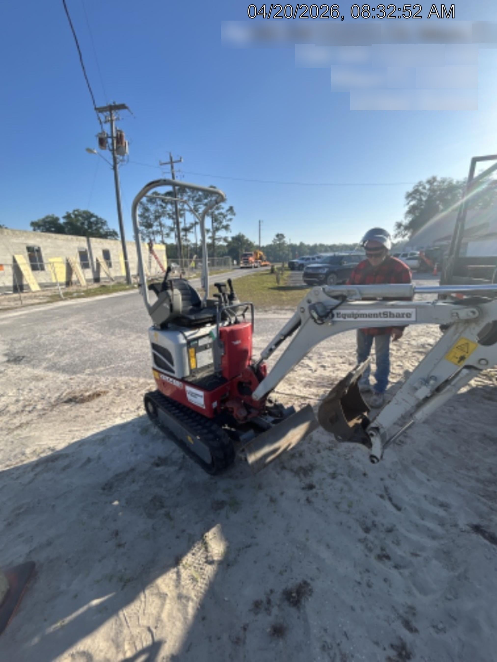 2022 TAKEUCHI TB210R