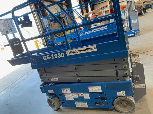 2019 Genie GS-1930 Fixed rails with chain Entry