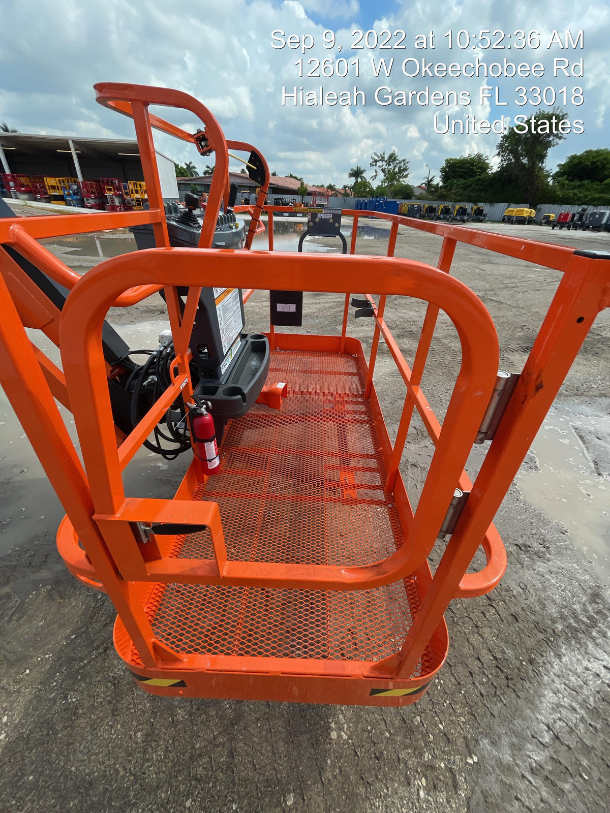 2022 JLG 660SJ