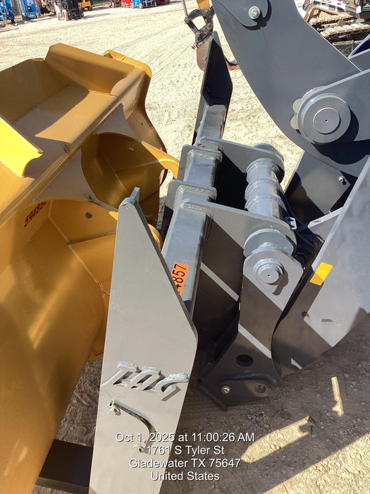 2025 JOHN DEERE 96" Loader Fork Carriage - John Deere