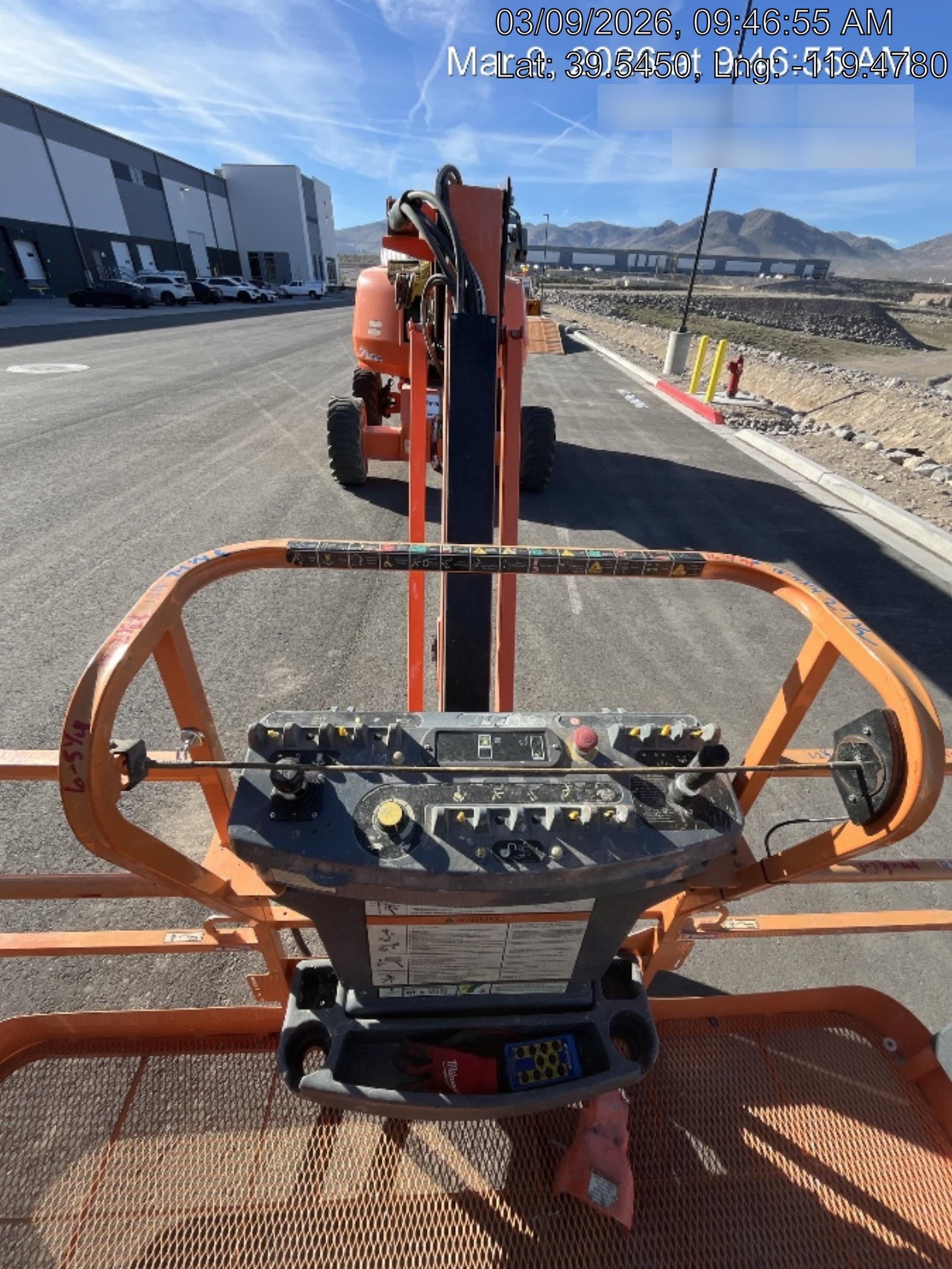 2021 JLG 660SJ