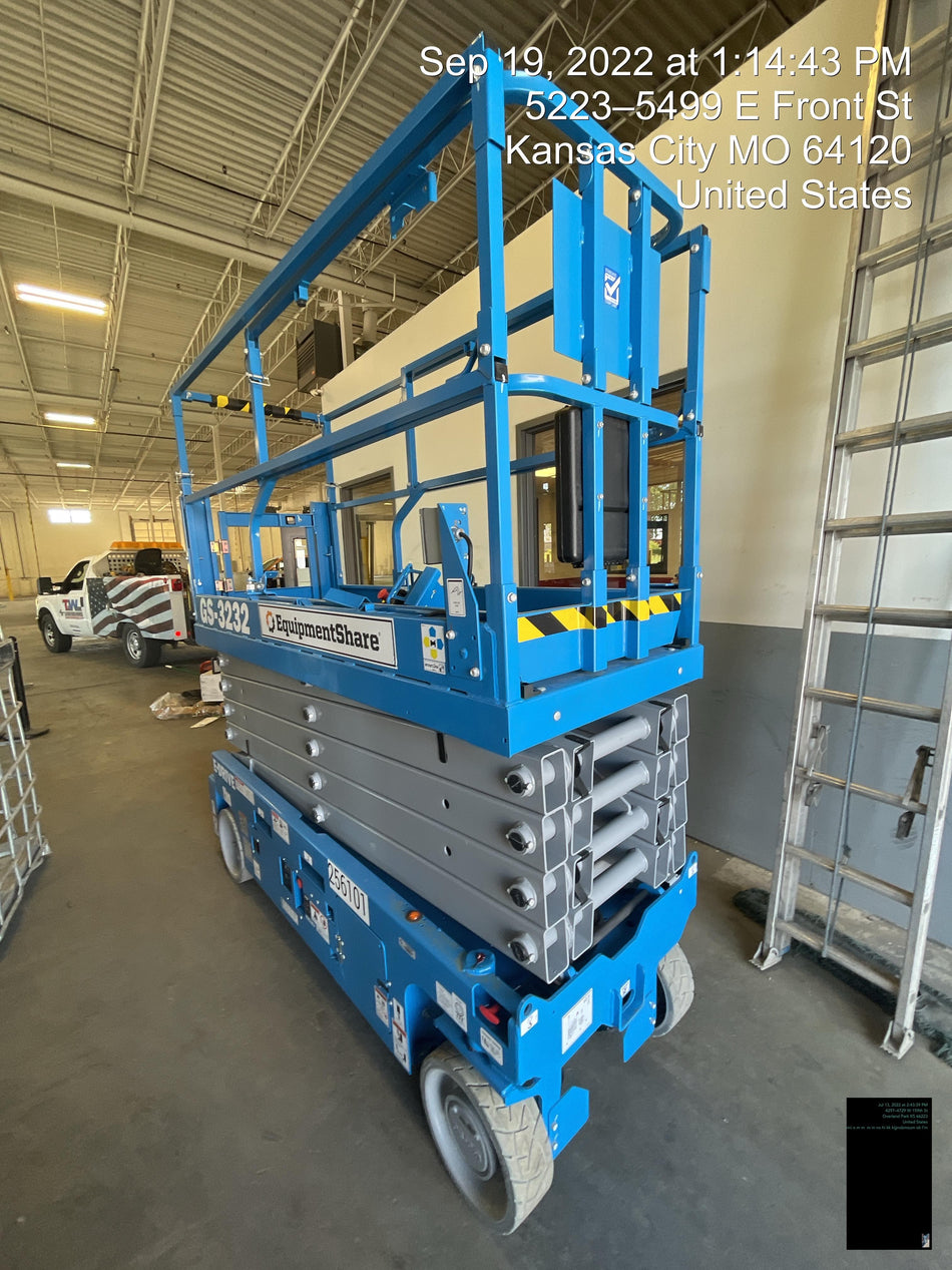 2022 GENIE GS-3232