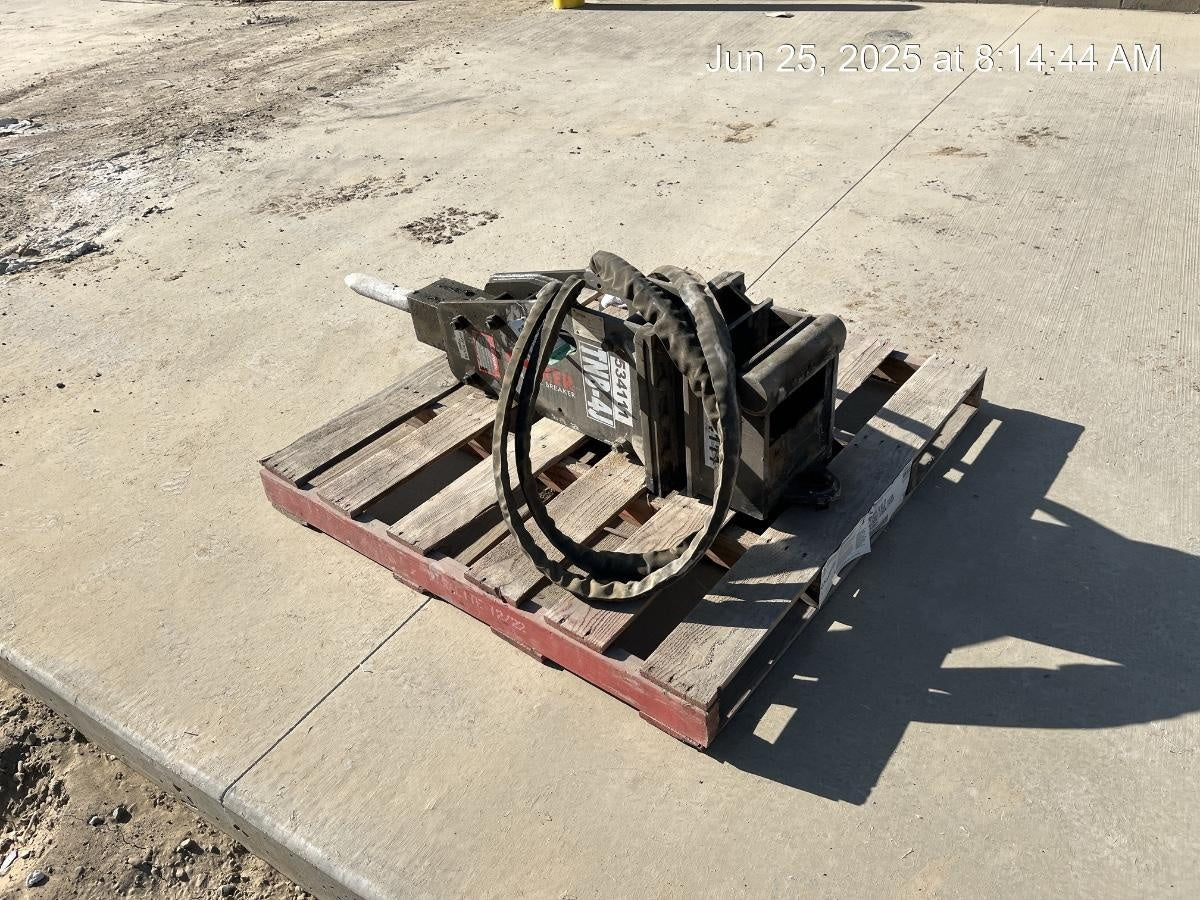 2025 TOKU TNB4J-C
