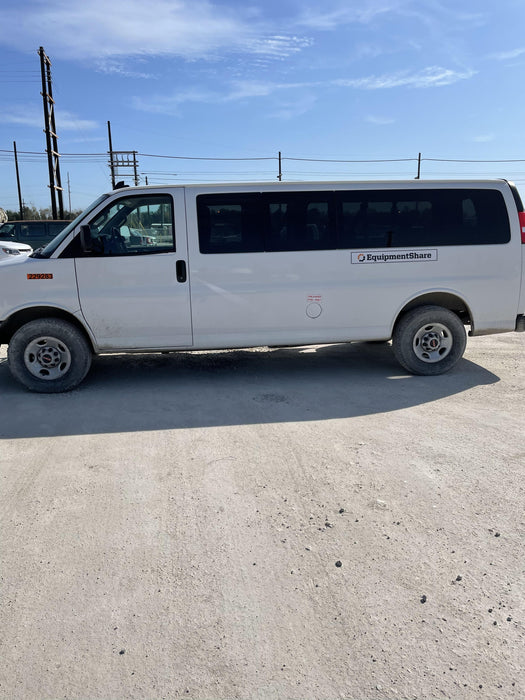 2022 GMC Savana 3500