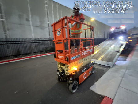 2024 JLG ES1932