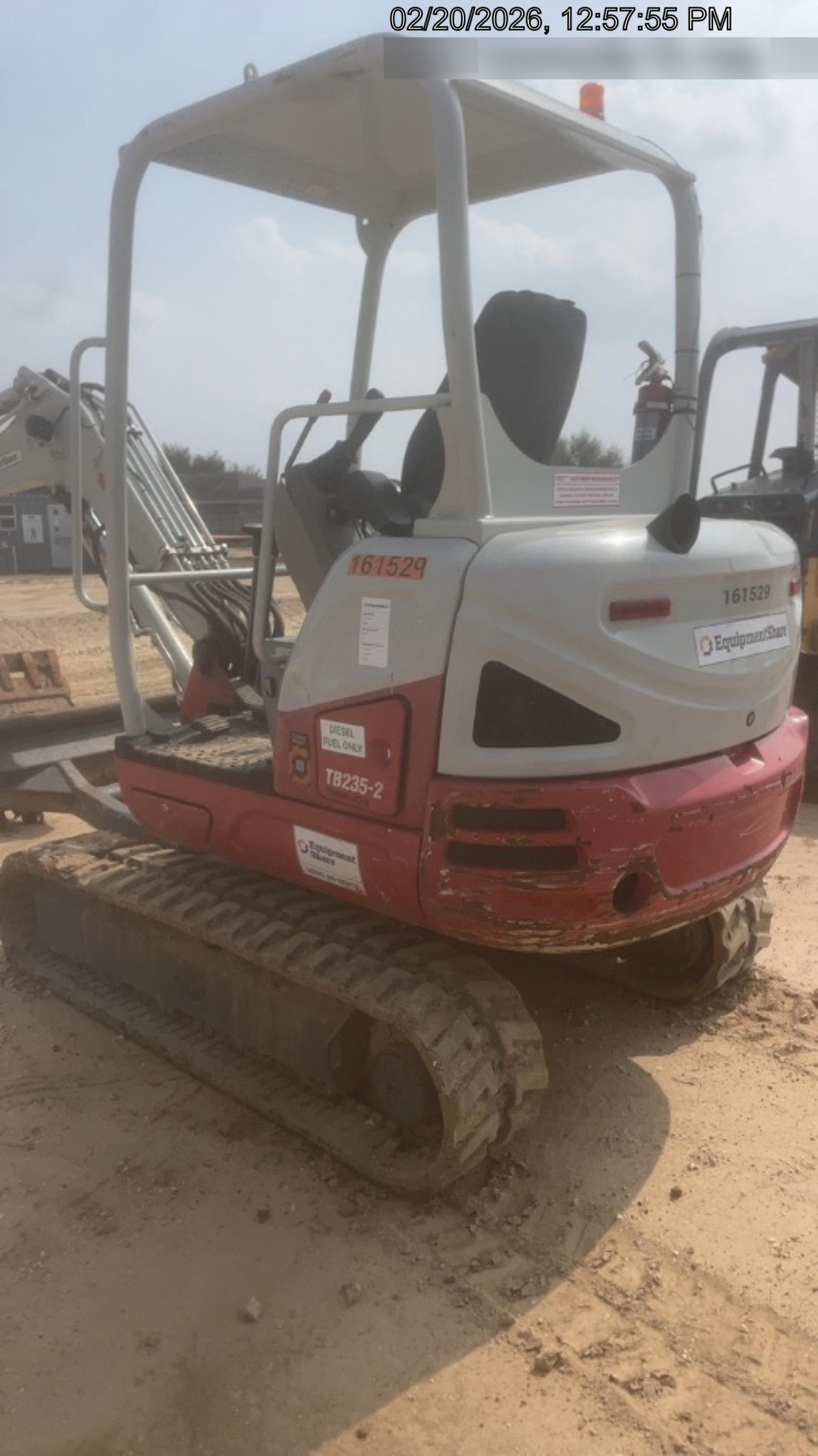 2021 TAKEUCHI TB235-2R