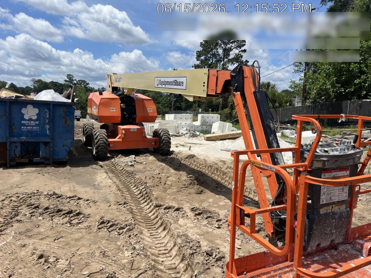 2020 JLG 860SJ Deutz Diesel Engine, FF Tires, Rotating Beacon, Panel Cradle Package