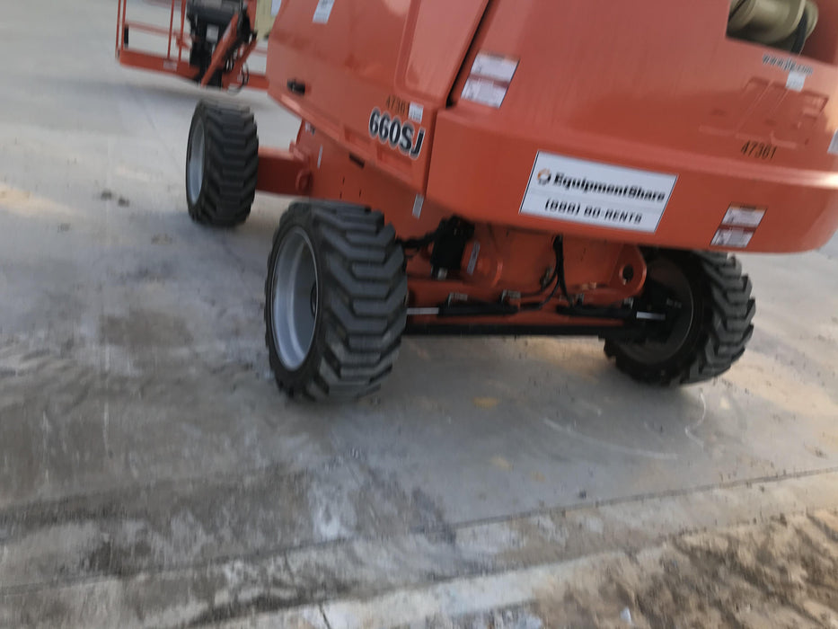 2019 JLG 660SJ