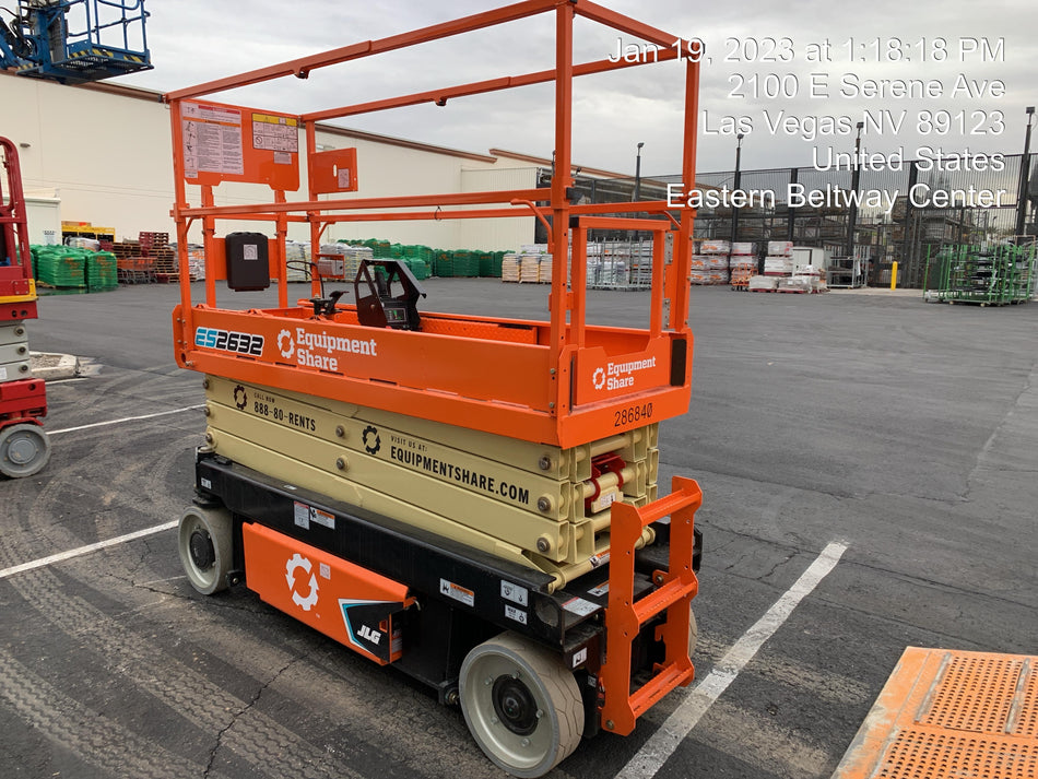 2022 JLG ES2632