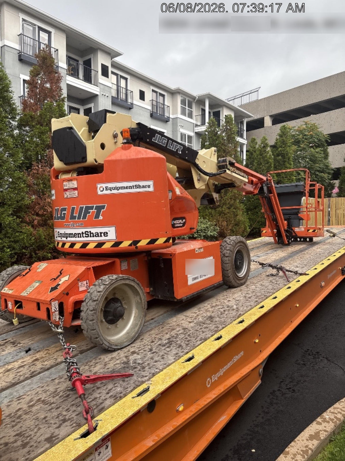 2022 JLG E400AJP Narrow