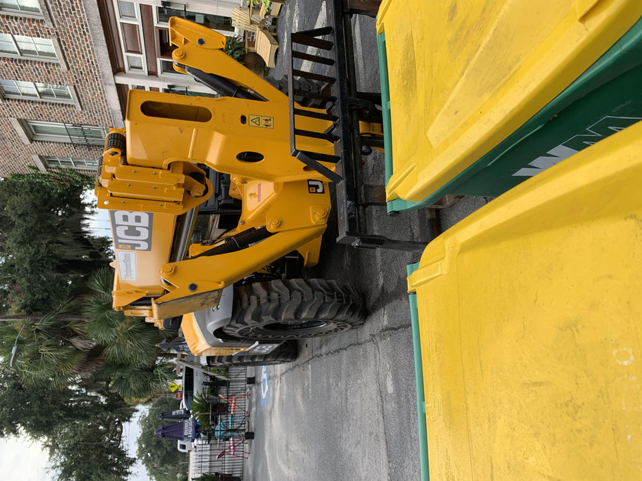 2020 JCB 510-56 Canopy, Solid Tires, Work Lights, Beacon, Aux Hydraulics, Back up Alarm, Lifting Eye, ES Decals