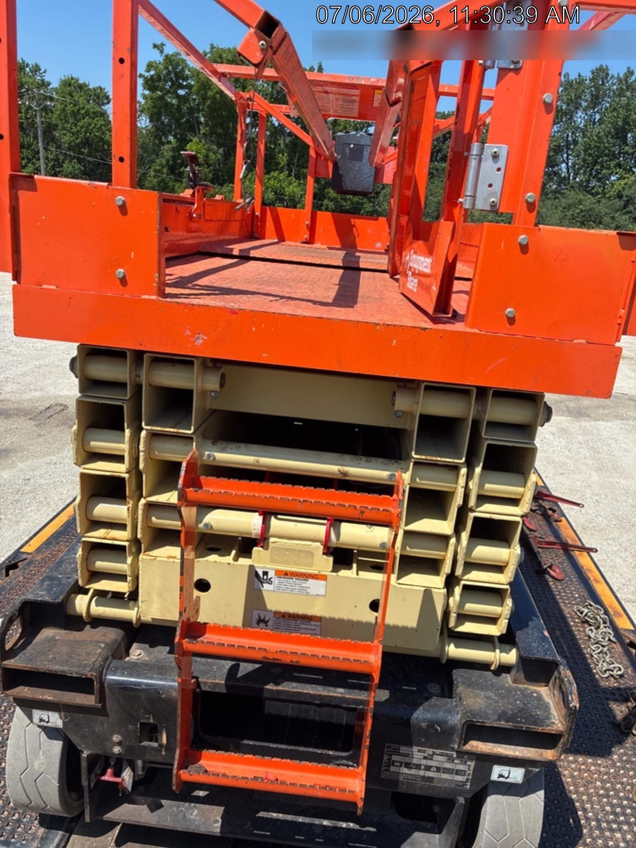 2022 JLG ES3246