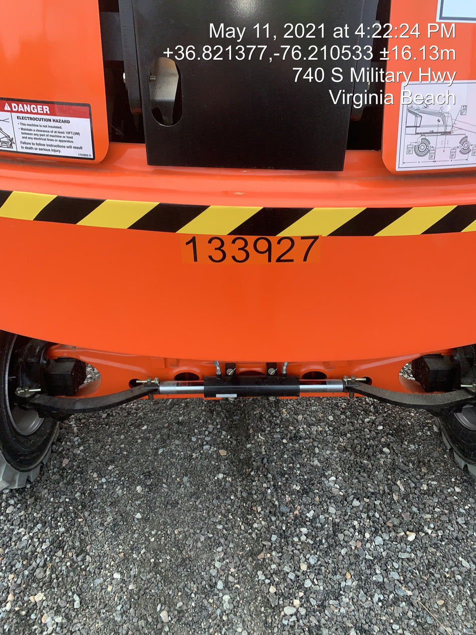 2021 JLG 400S