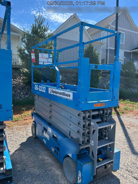 2023 GENIE GS-3232
