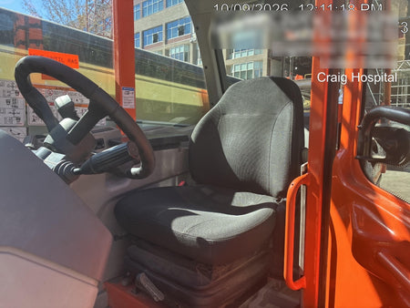 2022 JLG 1075