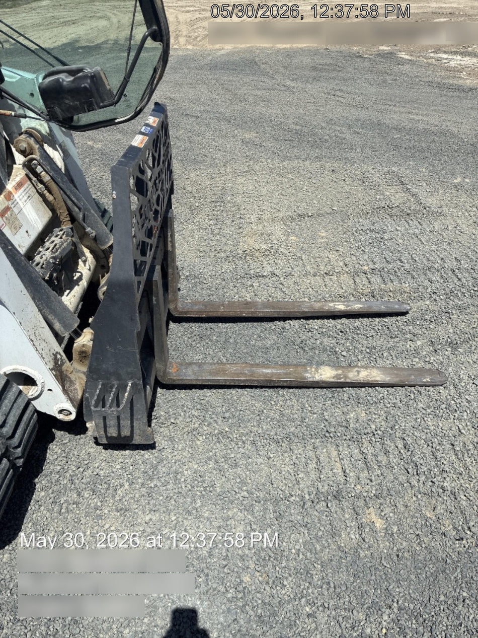 2021 PALADIN 48" Pallet Forks - Paladin