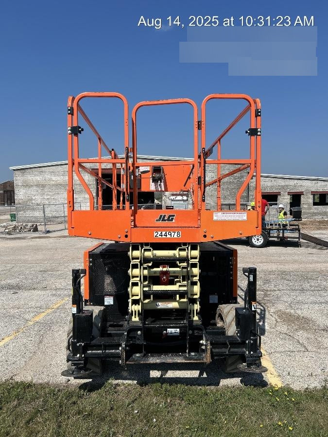 2022 JLG RT4069