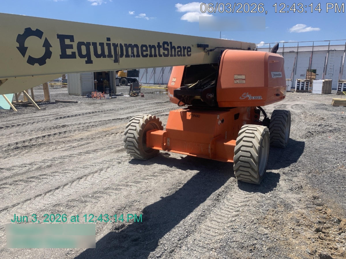 2022 JLG 660SJ