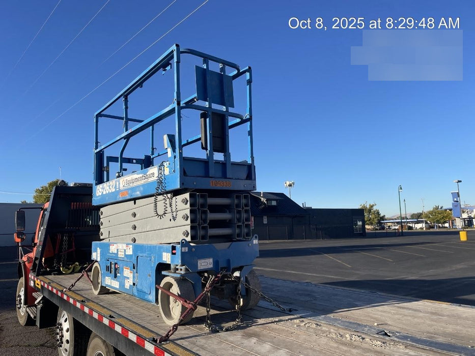 2020 Genie GS-2632 Solid NM Tires, Folding Rails with Half-Height Swing Gate, Beacon