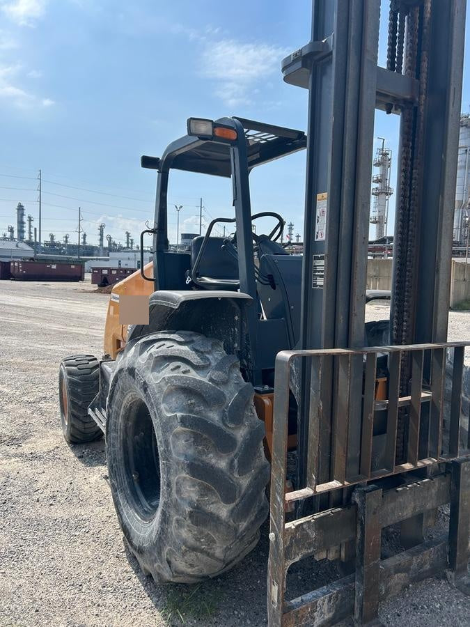 2018 CASE 588H