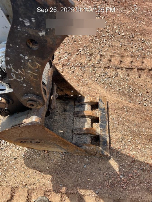 2023 TAKEUCHI TB235-2R