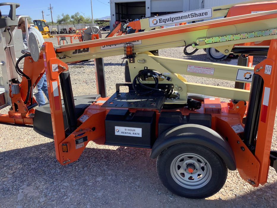 2021 JLG T350