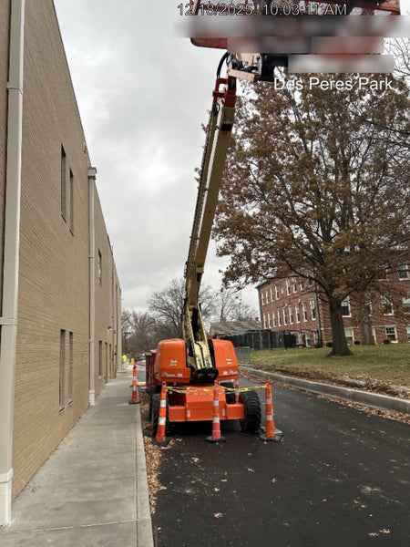 2022 JLG 660SJ