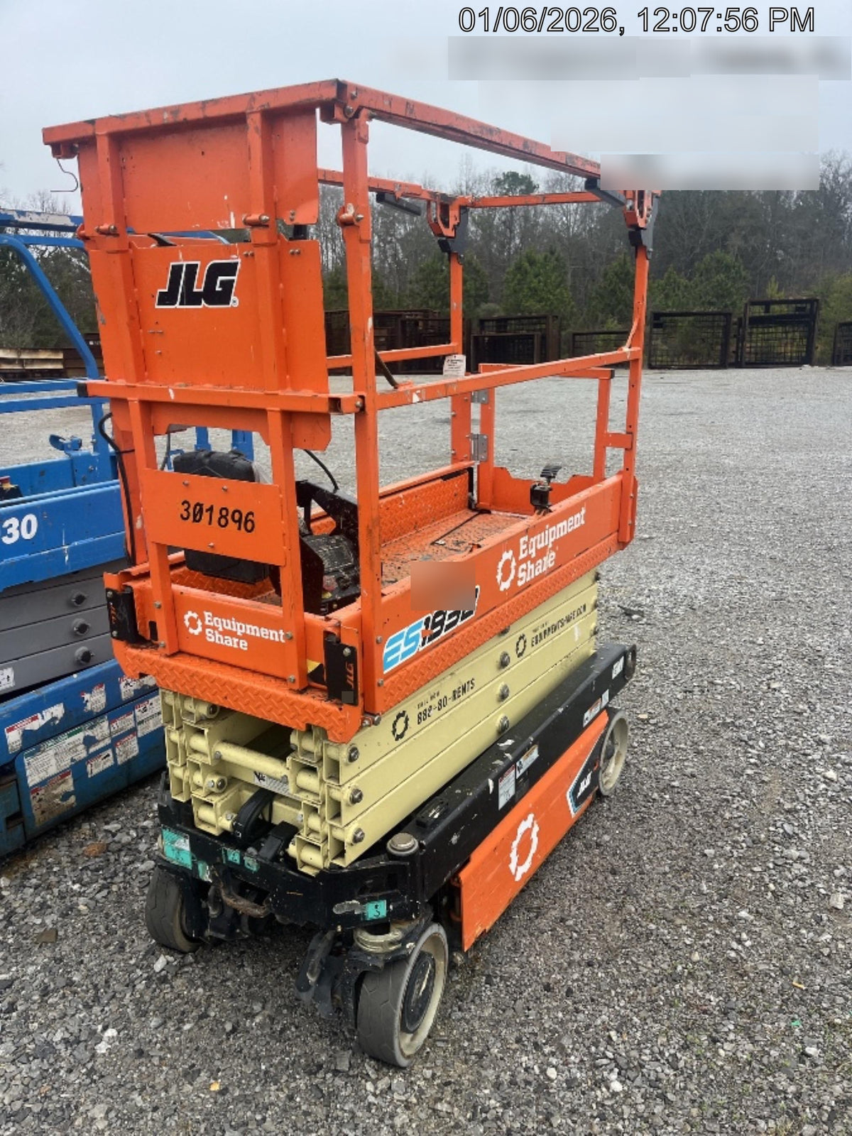 2023 JLG ES1932