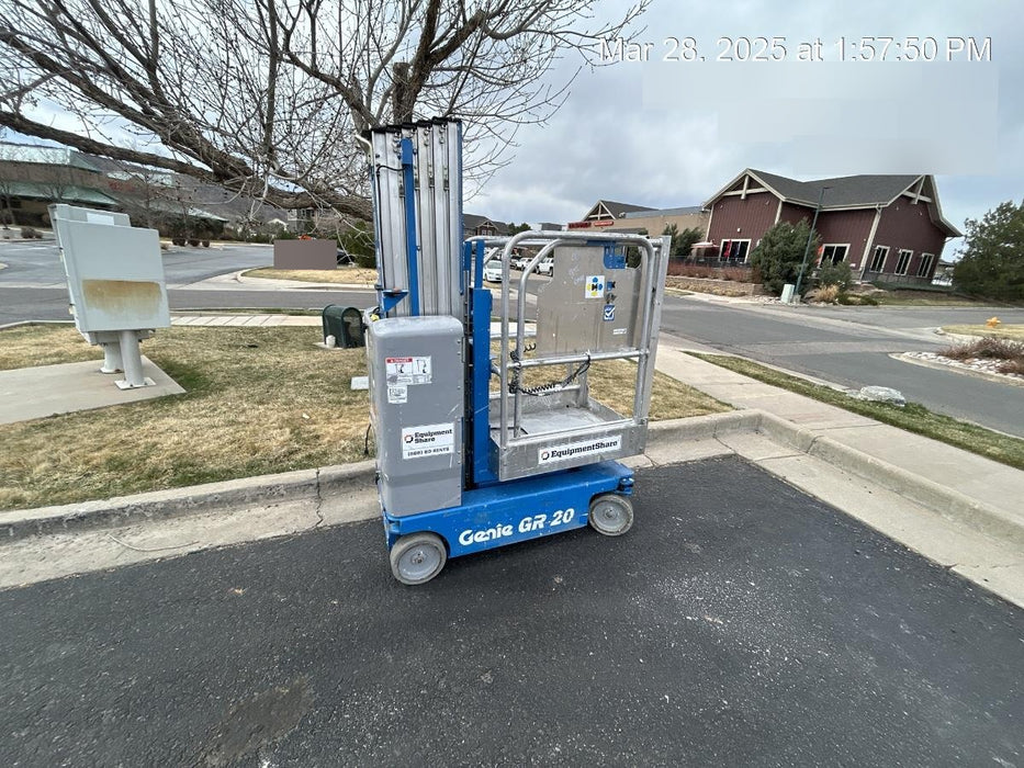 2020 GENIE GR-20