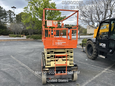 2022 JLG ES3246