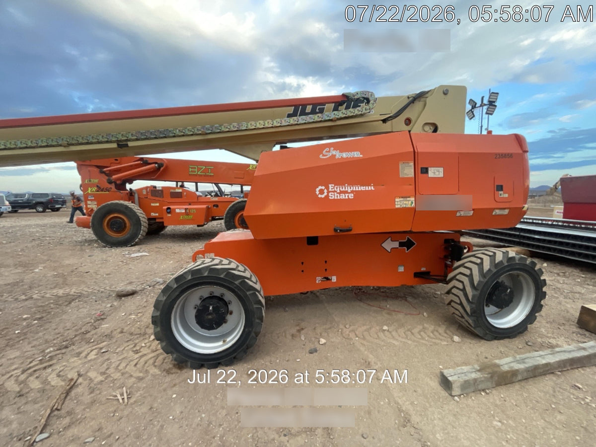 2022 JLG 860SJ