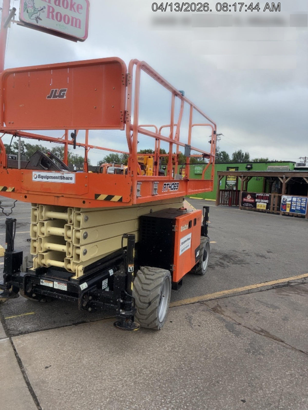 2021 JLG RT4069