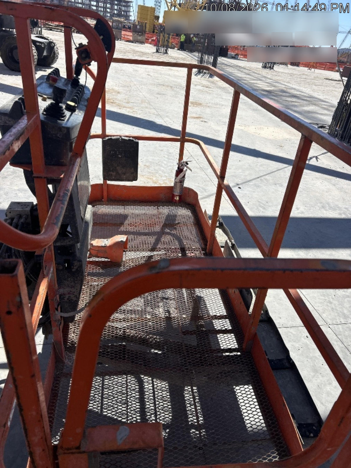 2023 JLG 660SJ