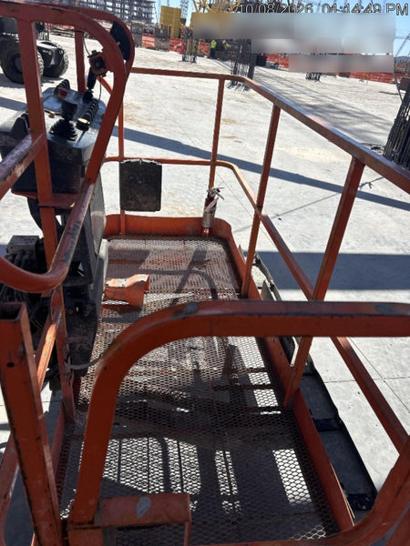 2023 JLG 660SJ