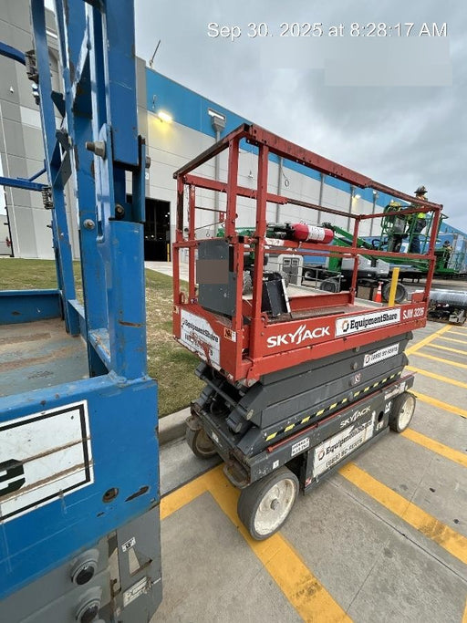 2019 Skyjack SJIII-3226 Standard Options, Trojan Batteries