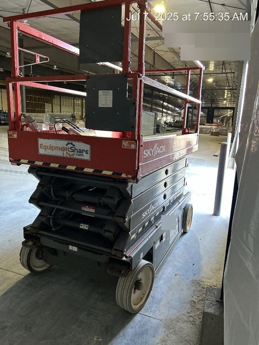 2016 Skyjack SJIII-4632 32' Electric Scissor Lift, Wide Deck