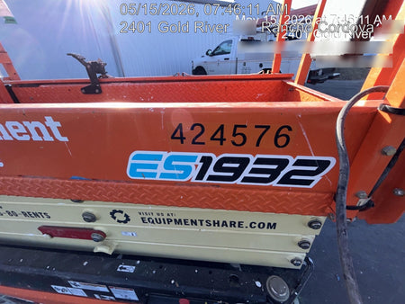 2024 JLG ES1932