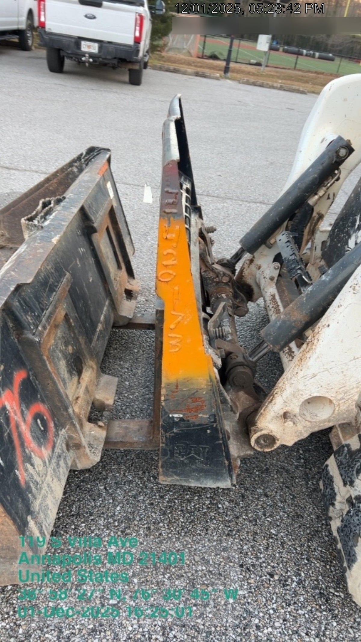2025 ARROW MATERIAL HANDLING 24" Pallet Fork Frame